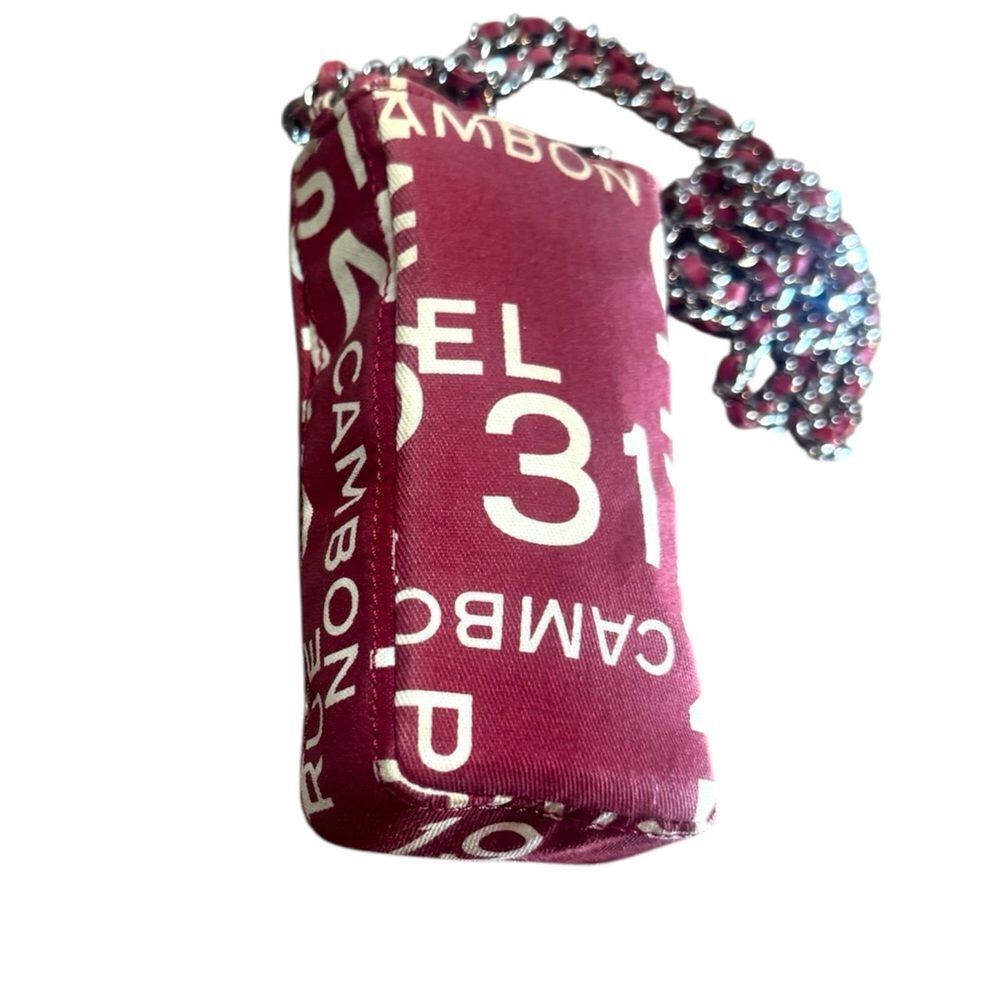 CHANEL Red White Canvas 31 Rue Cambon By The Sea Crossbody Phone - Picture 7 of 9